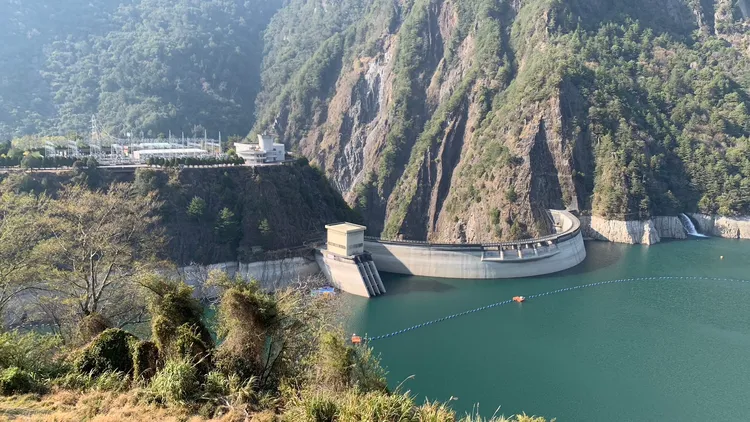 德基水庫今天的狀況。民眾提供