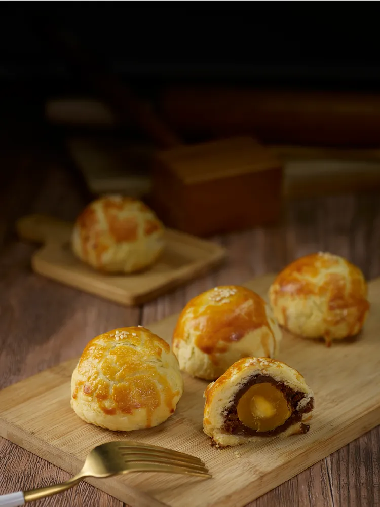 楊嘉明烘焙所港式菠蘿鴛鴦酥。業者提供