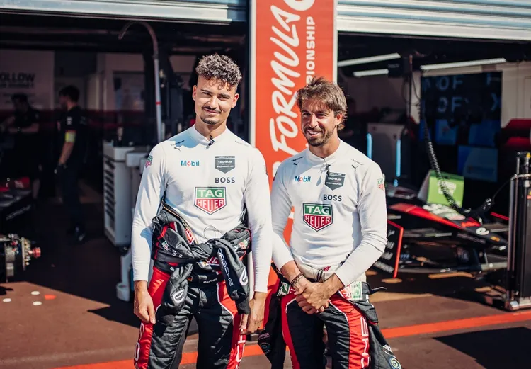 Pascal Wehrlein（左）與 António Félix da Costa（右），將代表TAG Heuer保時捷電動方程式車隊出戰聖保羅站。原廠照片