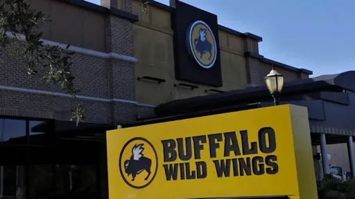 「去骨雞翅不是雞翅」顧客怒告連鎖餐廳 業者回應超級酸