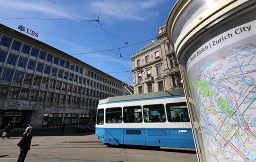 金融时报：瑞银集团洽谈收购瑞信全部或部分业务