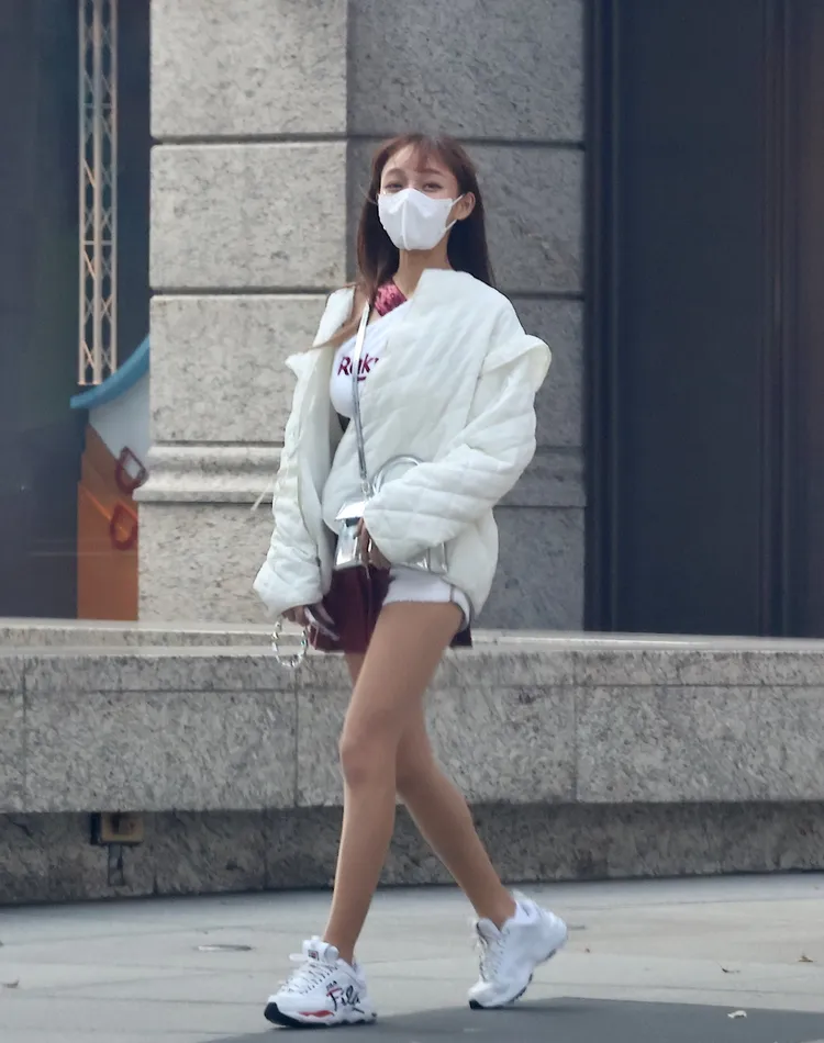 剛離開活動現場的林襄，正準備上車離開。特勤中心攝