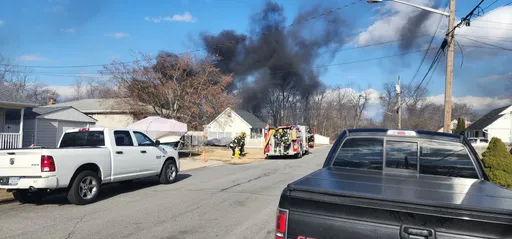 小飛機墜毀紐約長島郊區　至少1死2傷