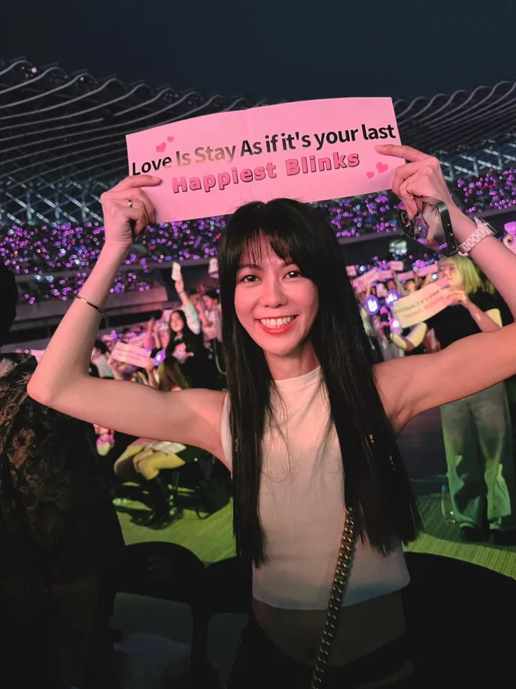 白癡公主興奮地貼出演場會當天的照片。翻攝自白癡公主臉書