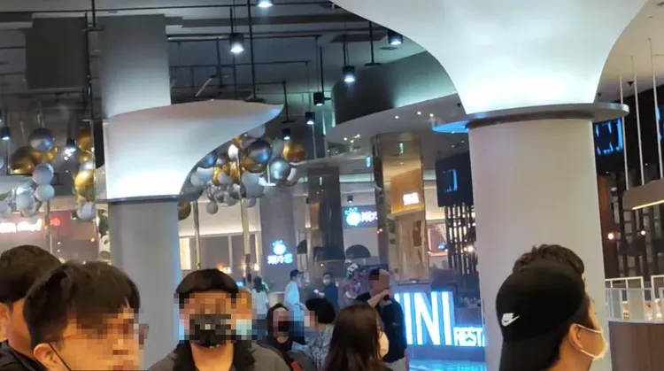 民眾緊急疏散。翻攝自爆料公社