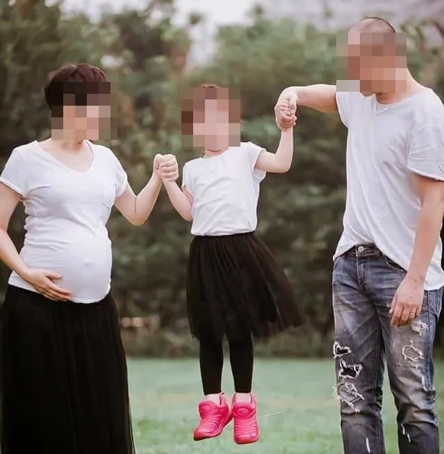 林男一家3口甜蜜出遊，如今卻因一場大火，導致天人永隔。翻攝臉書