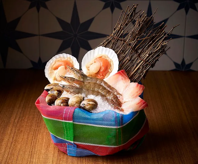 加入LINE好友集點活動，招待海鮮拼盤。業者提供