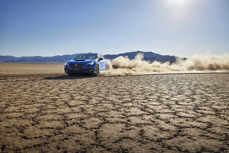 WRX及WRX Wagon搭載全新的2.4升水平對臥渦輪增壓引擎，可輸出275 匹最大馬力、38.2 kgm最大扭力，並搭配可模擬8速手自排的CVT無段變速箱。原廠照片