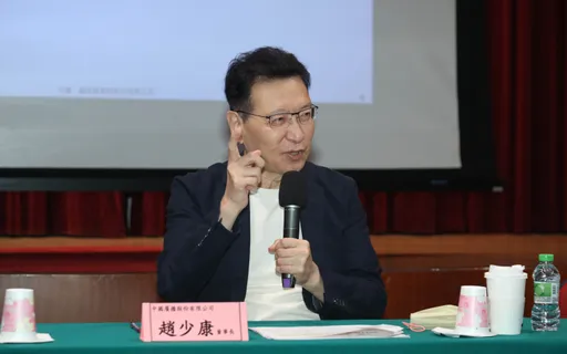 6月才征召侯友宜？赵少康不解朱立伦　提举办「国是大辩论」造势