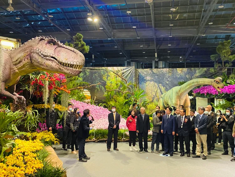 臺灣國際蘭展注入侏儸紀元素，探索蘭花起源。王志弘攝