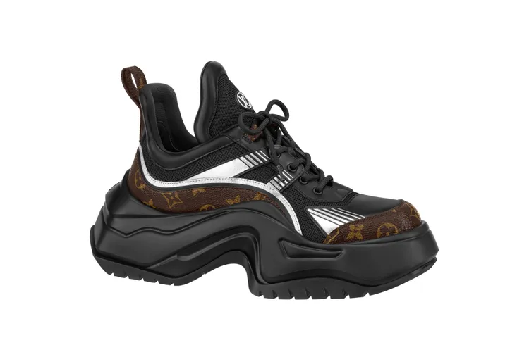 LV Archlight 2.0厚底運動鞋，3萬9900元。品牌提供