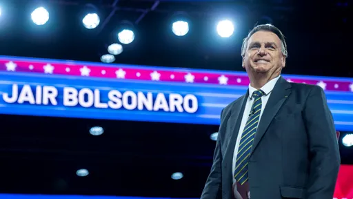 博爾索納羅與川普同台 自稱巴西總統任務未了