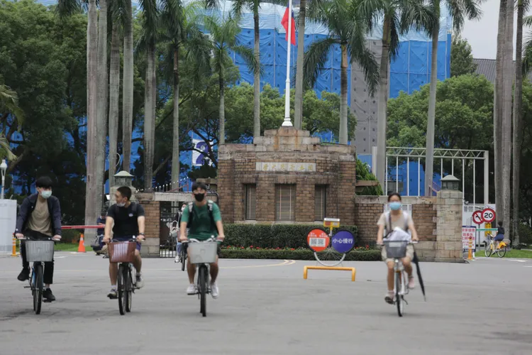 王泓仁說，這樣的做法是回歸教學本質吸引學生。資料照