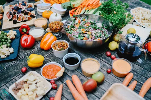 公司徵才「全員素食」！超雷理由曝光　網吐槽：沒力氣加班