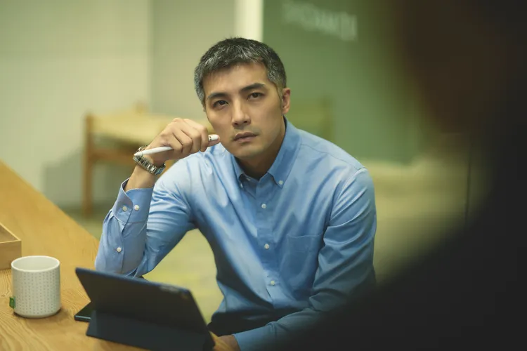 賀軍翔為《不夠善良的我們》一夕白頭。公視提供