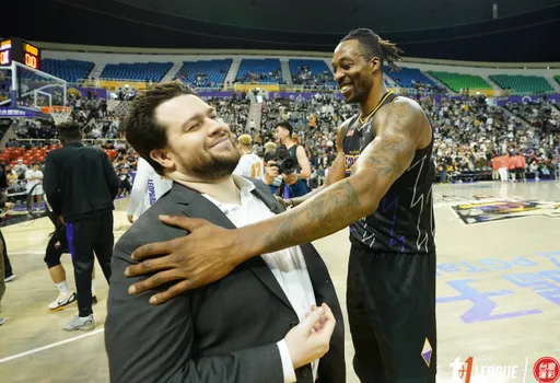 新帥上任就奪勝!霍華德熱情贊助20分  雲豹升至第5季後賽有望