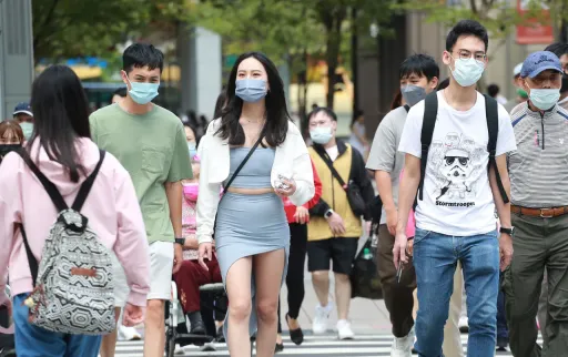 境外空污今晚入侵!這些地區列紅色警示 鄭明典:區域汙染擴散效率低
