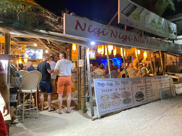 長灘島歐美遊客多。陳怡文攝