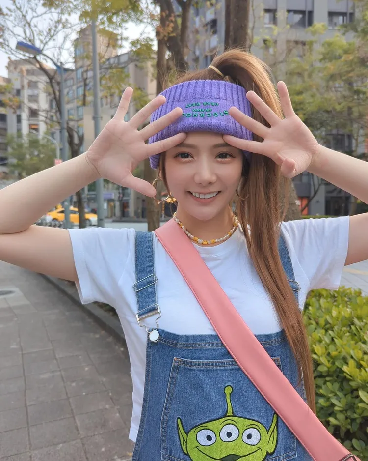 翻攝自解婕翎IG