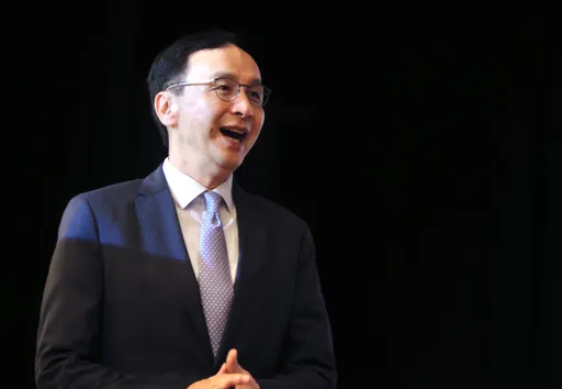 朱立倫怒問蔡英文「以什麼身分出訪?」 批她不敢提「中華民國」!讚馬英九這件事