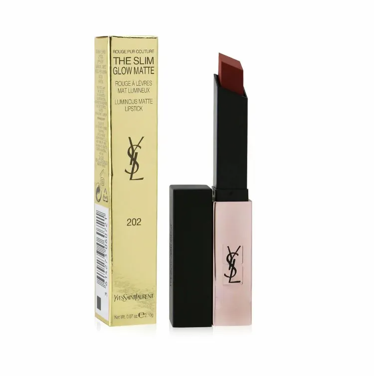 YSL絕色時尚霧光唇膏，原價1903元，特價1271元。業者提供