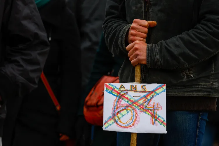 法國勞工抗議延後退休年齡，已舉行數場示威抗議。路透社