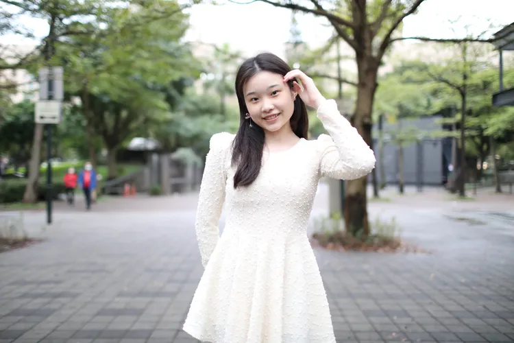 今年高二的柔柔非常有氣質。鄭孟晃攝