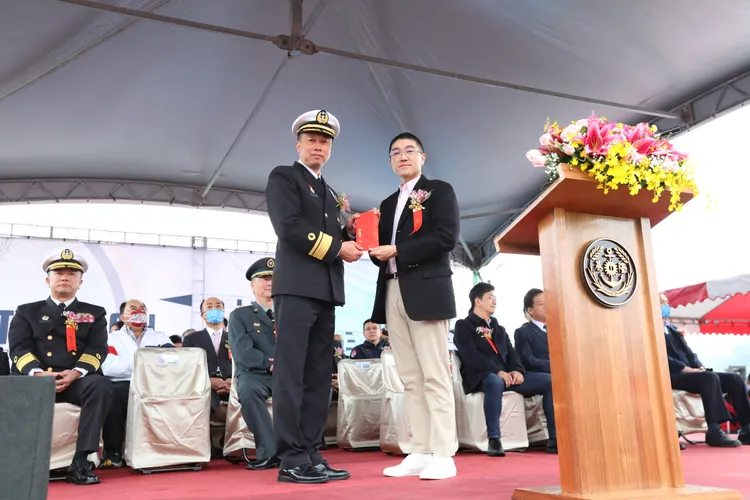 基隆市長謝國樑致贈加菜金。翻攝畫面