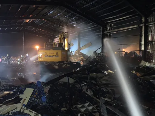 湖口建材倉庫火警 悶燒6小時財損600萬元