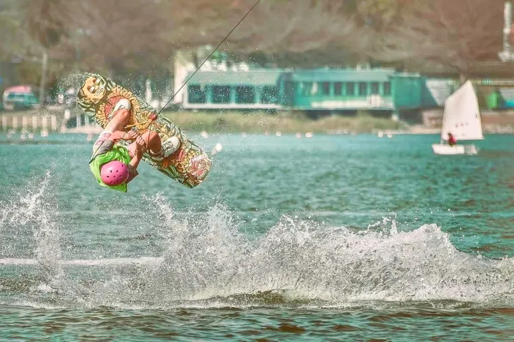 Lotus Wake Park 蓮潭滑水主題樂園。觀光局提供