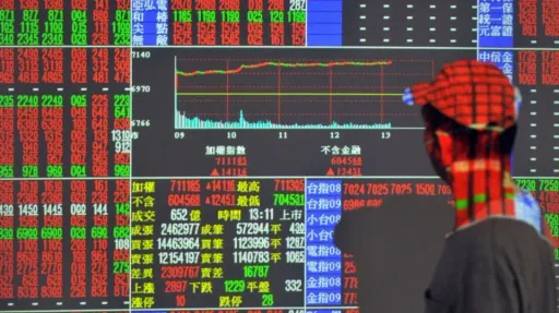 台股今嚇跌逾200點　金管會：今年以來台股漲幅居冠