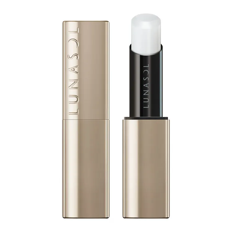 持采豐潤護唇膏，1250元。品牌提供