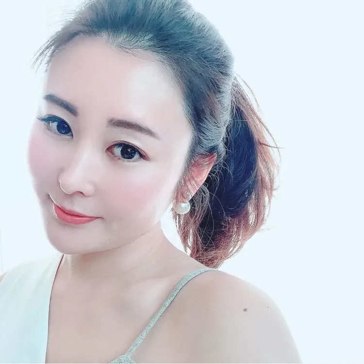 麻衣狀態極佳，連李明川都好奇怎麼保養。翻攝自麻衣IG