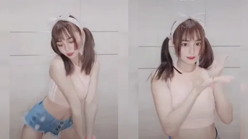 雙馬尾妹中空熱舞 水蛇腰這樣扭太犯規了