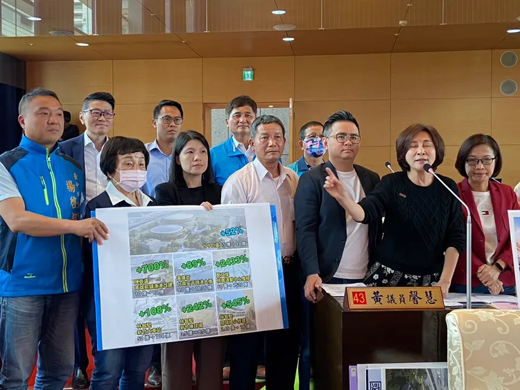 國民黨市議員力挺市府。國民黨團提供