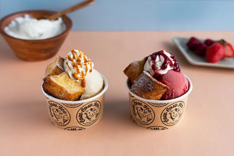法式吐司聖代共有香草及莓果兩種口味。業者提供