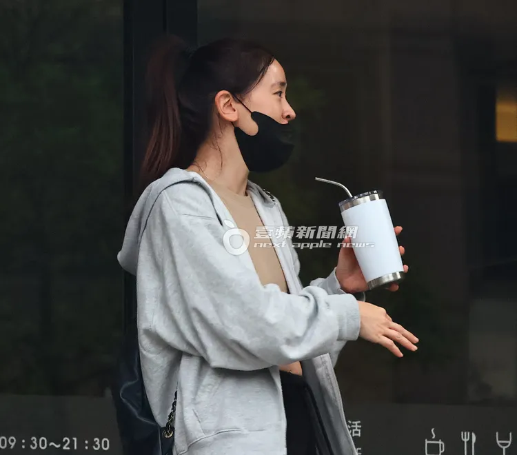 李晶晶講到開心處，突然原地轉圈。特勤中心攝