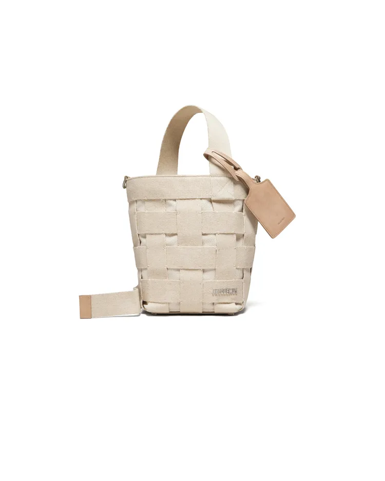 Le Seau Gros Grain水桶包，3萬1980元。ART HAUS提供