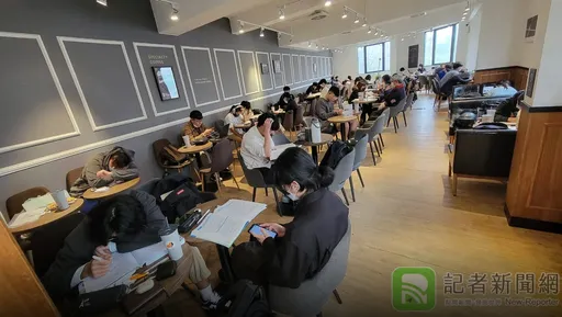 路易莎店內被佔滿!網諷斜槓「K書中心」 兩派網友吵翻天