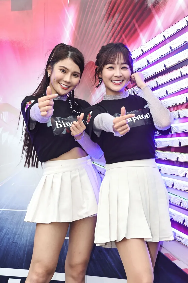 琳妲(左)跟籃籃都有關心倪暄。施昂強攝