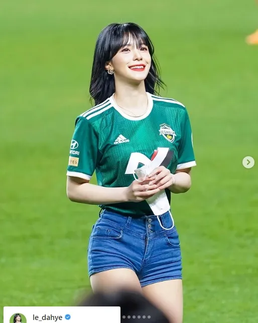李多慧熱愛棒球，但也是個足球迷。引自李多慧IG