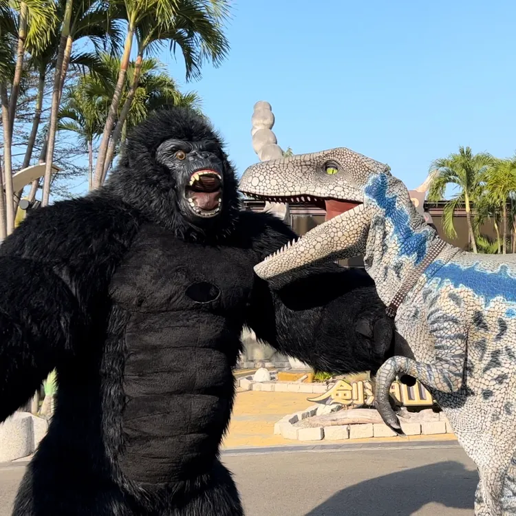 劍湖山小編趁勢刷一波話題。翻攝自臉書