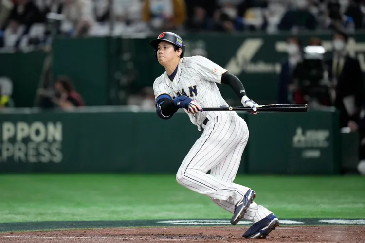大谷翔平奇襲短打。  美聯社