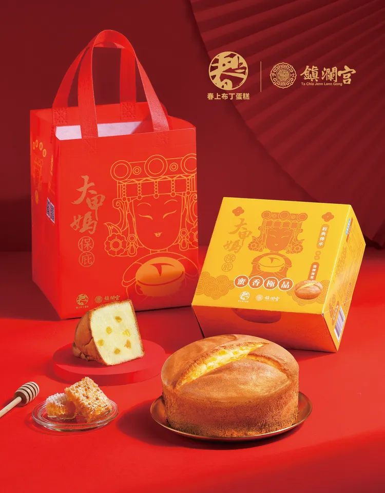 限定款包裝，則將Q版媽祖跟品牌意象結合，融入蛋糕盒與提袋設計中。業者提供