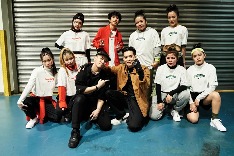 高爾宣帶領北一女及新竹光復高中街舞社演出。NIKE提供