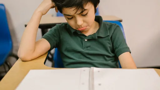 「霸凌逼死高中生」然後呢？醫師揭黑暗史：長大才知「有問題的老師」不是我的錯