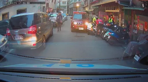 待救黃金時間!消防車取代救護車出勤 新店男電擊吸氧救回一命