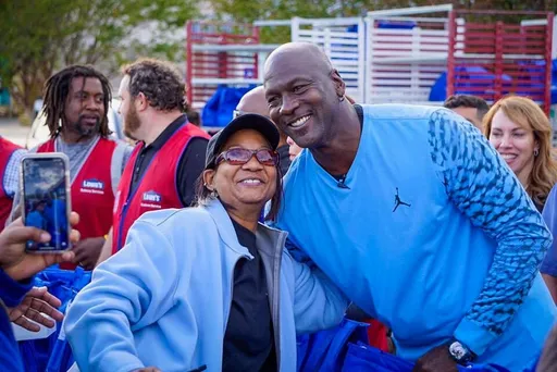 「籃球之神」心累了?NBA唯一黑人老闆喬丹 被爆要賣掉黃蜂隊