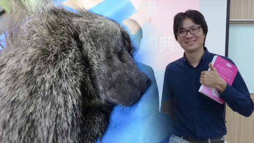 「拎狒擺拍」專委被起底!連郭台銘都拜訪過他 還是百大青農高學歷養鷹人