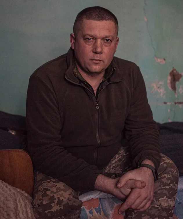 烏克蘭營級指揮官庫波爾因為受訪直言不諱指出傷亡和訓練不足之處，遭到降級處分。他已提出辭職。翻攝推特@Militarylandnet